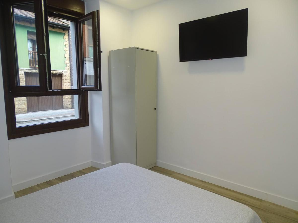Albergue Roma Pola de Lena Buitenkant foto